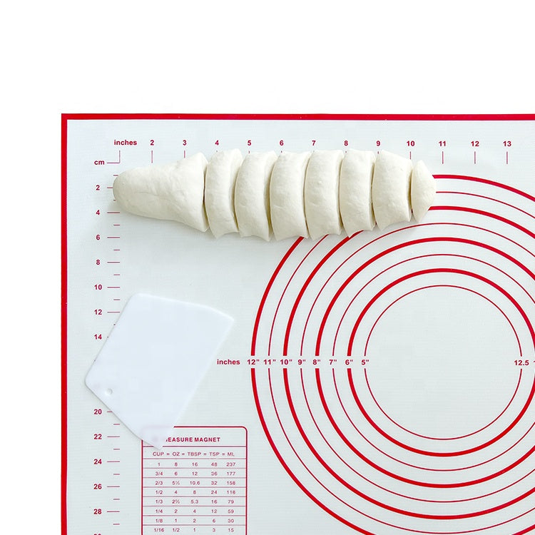 BPA Free 40*60cm Non-slip silicone mat with edge rolling mat