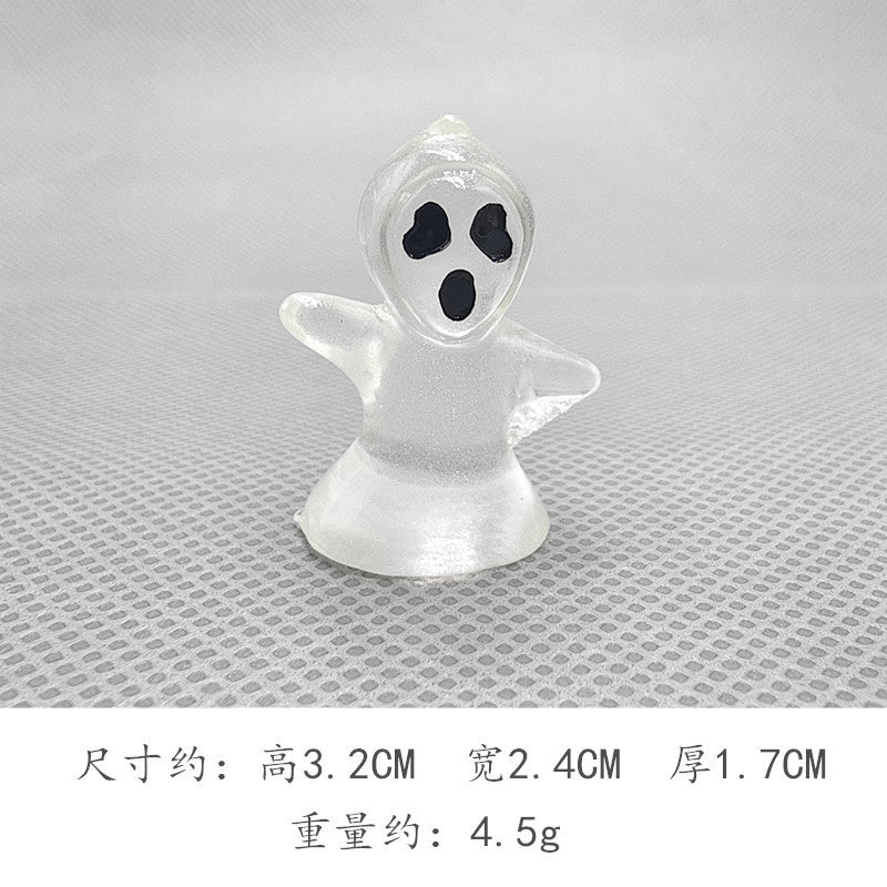 Luminated statue for Halloween decoration