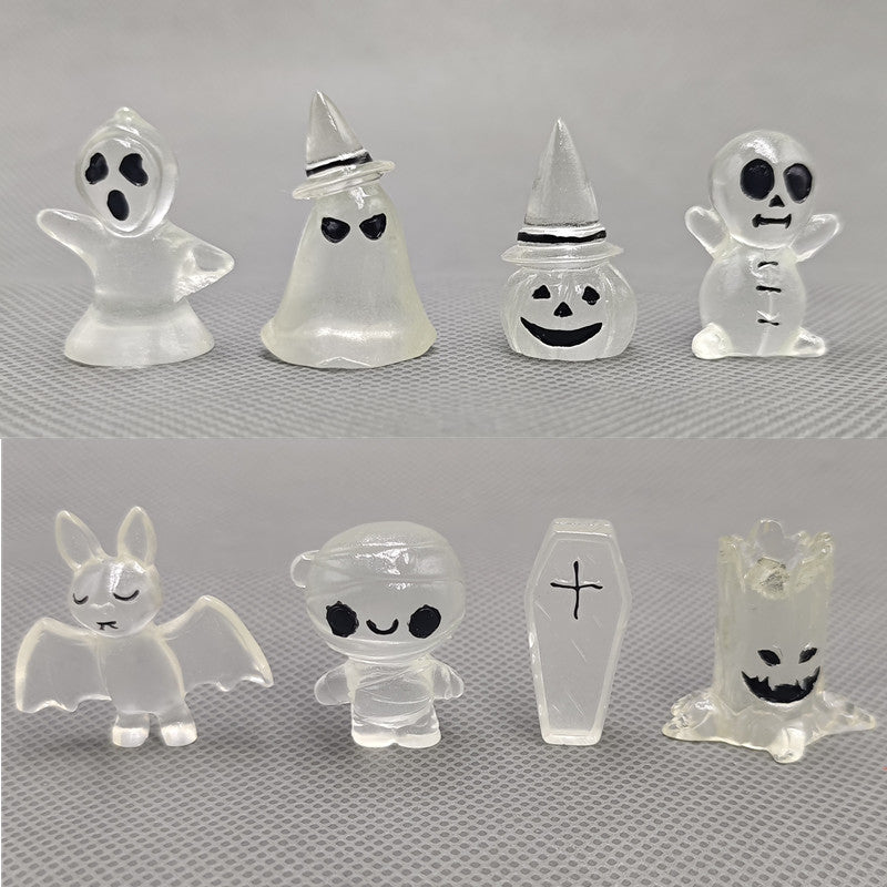 Luminated statue for Halloween decoration