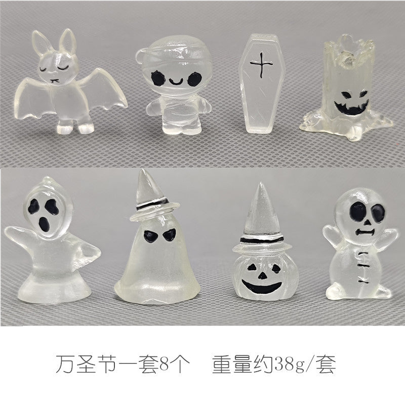 Luminated statue for Halloween decoration