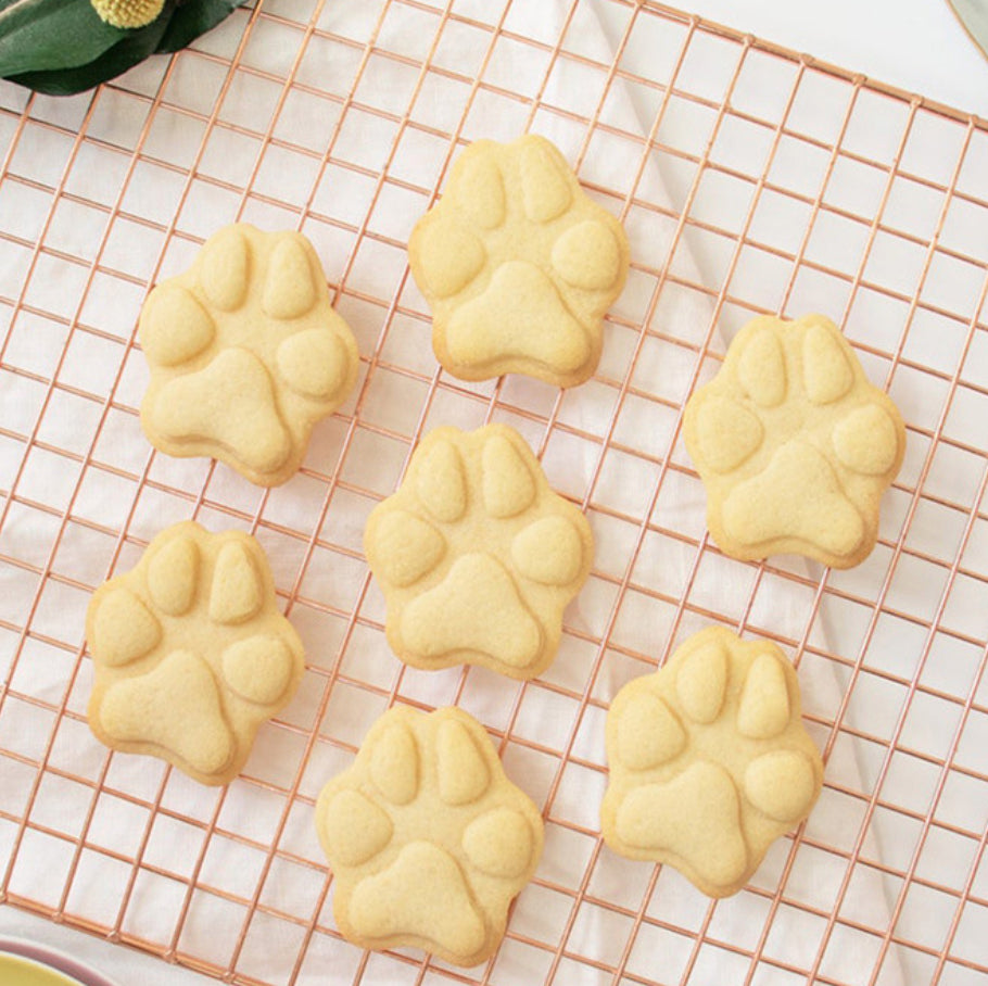 New 2pcs Baking Tools Kitten paw print plastic cookie cutter Mold Dog footprints Cookie Mold