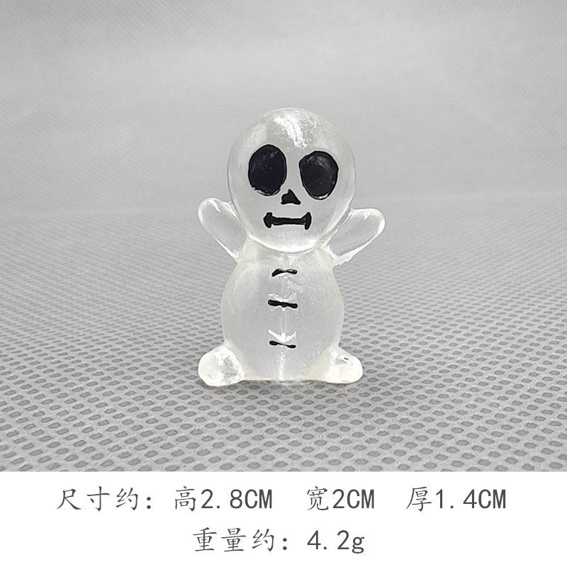 Luminated statue for Halloween decoration