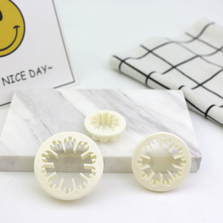 Daisy cutter Gum Paste Flowers Cake Decorating Cutter