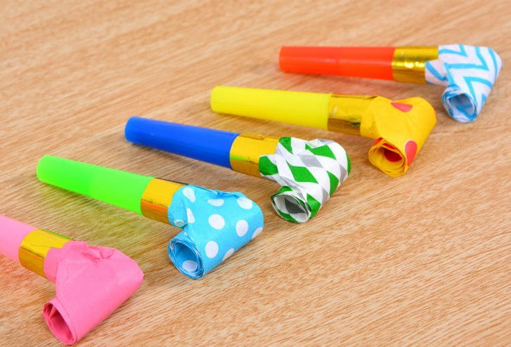 New Years Birthday Noisemakers Party Blowouts Horn Blower Whistles Favors Noise Makers