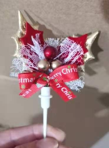 Christmas cake topper
